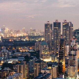 ใช้ชีวิตอย่างอุ่นใจ ปลอดภัย เมื่ออยู่คอนโด LOW RISE ที่ใกล้ทุกสิ่ง